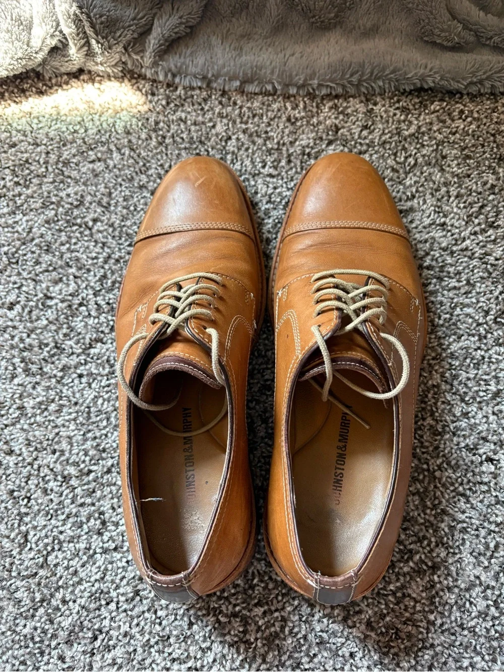 Johnston & Murphy Classic Men’s Leather Derby Shoes in Tan